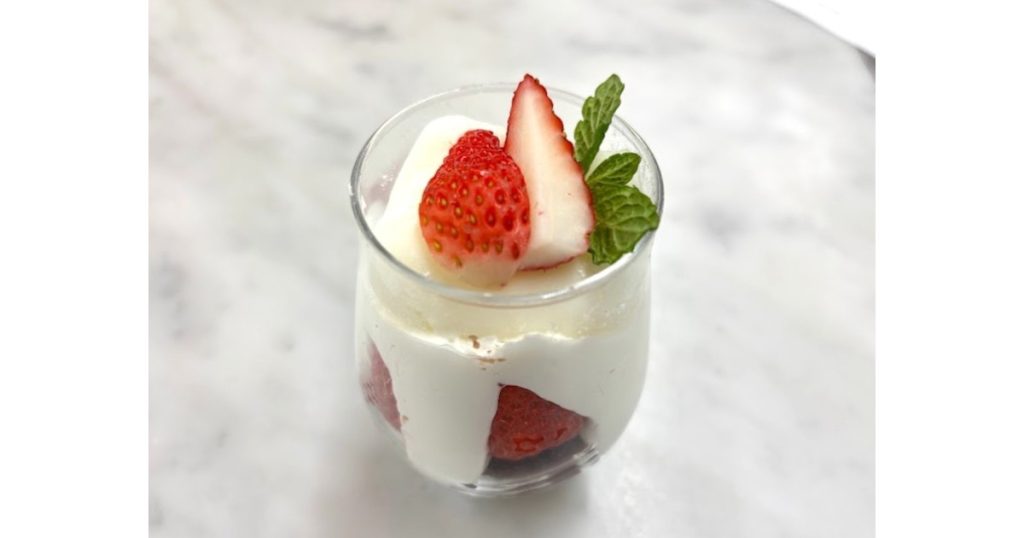 いちご大福風パフェ