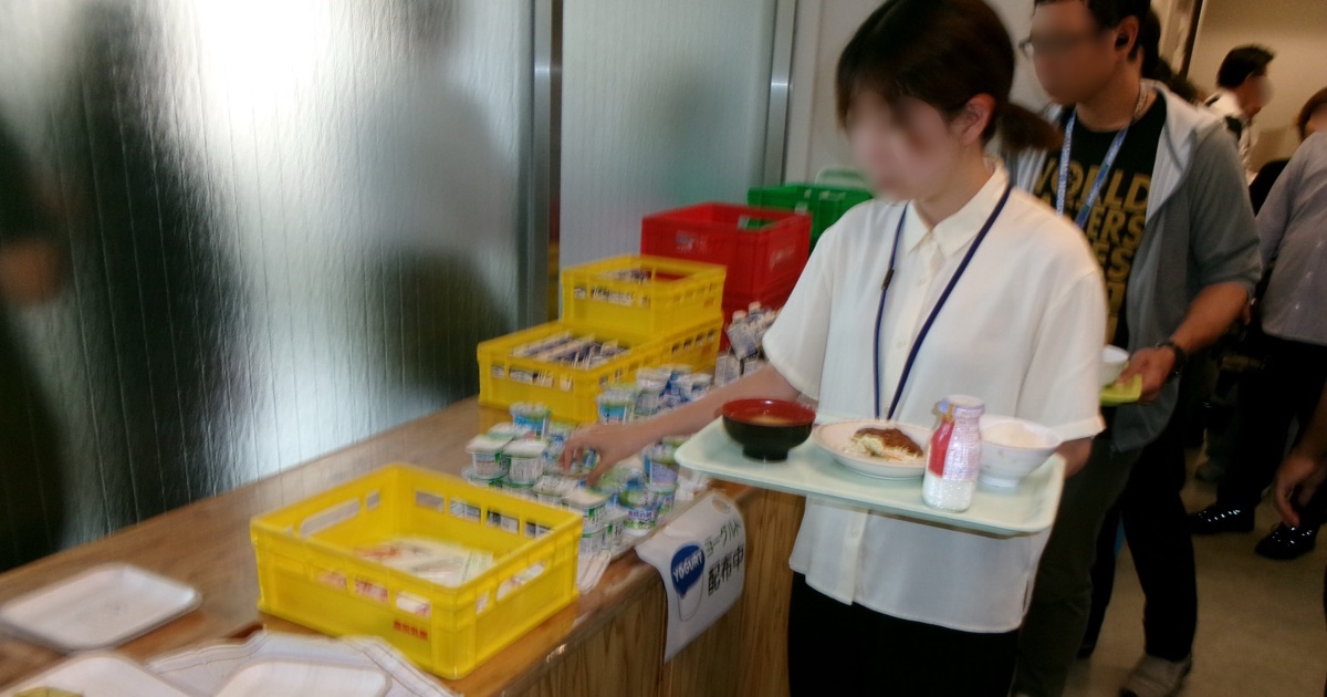 Jミルク徳島が徳島県県庁食堂にて「牛乳月間キャンペーン」を実施します